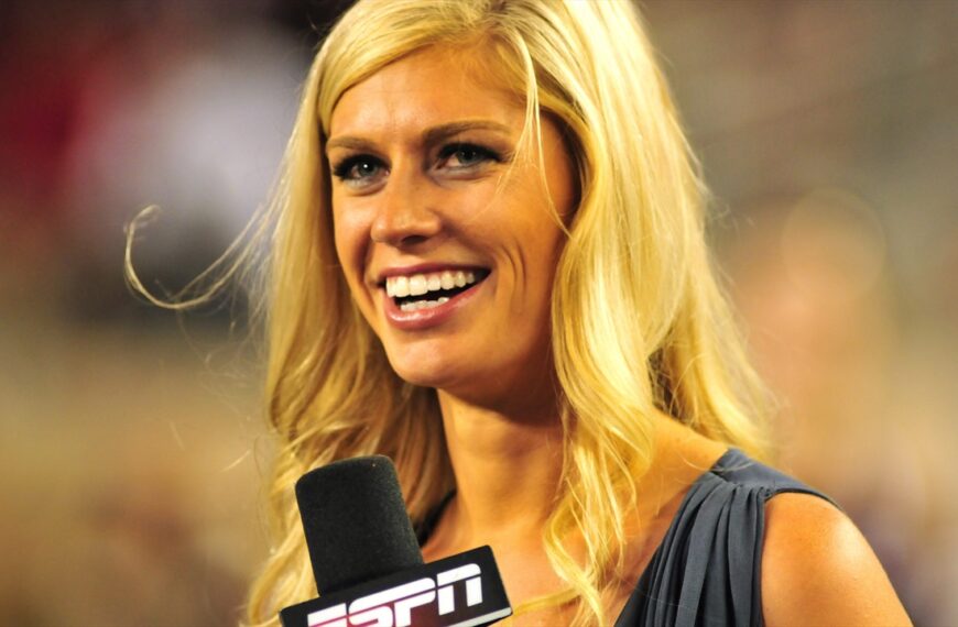 Kayce Smith Net Worth: Career, Personal Life, Success Story, and Biography